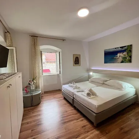 Bella Guest house *