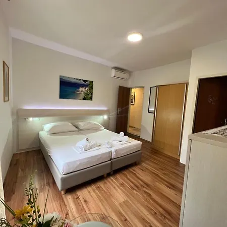 Bella Guest house
