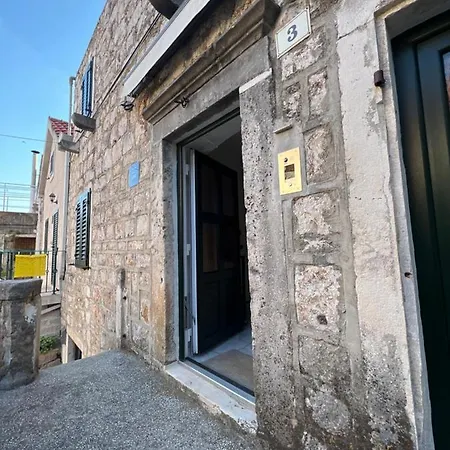 Bella بيت ضيافة